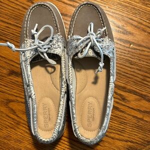 New grey snake print Sperry boat shoes! No box!